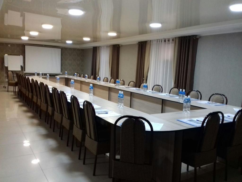 Madanur Hotel Karakol Kültér fotó