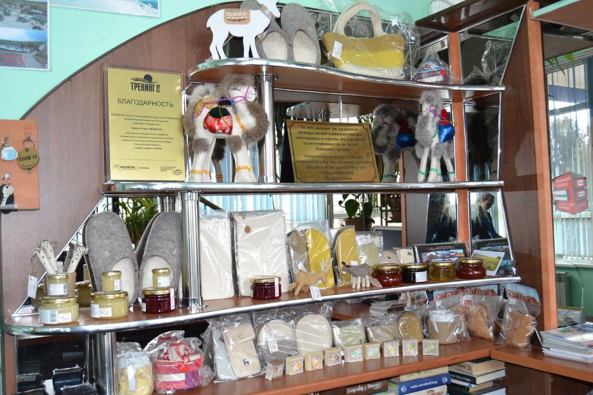 Madanur Hotel Karakol Kültér fotó